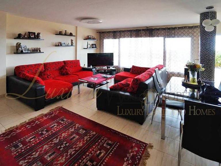 Villa for Sale in Costa Adeje, Tenerife, España 6