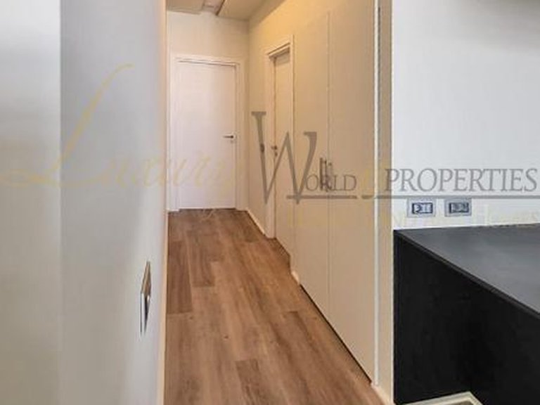 Apartment for Sale in Costa Del Silencio, Tenerife, España 8