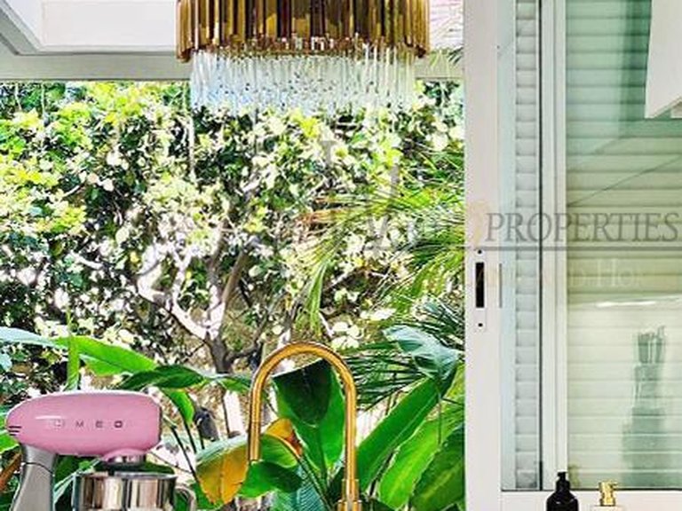 Villa for Sale in Costa Adeje, Tenerife, España 14