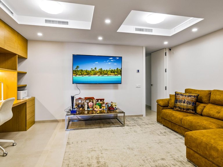 Apartment for Sale in Marbella, Malaga 19