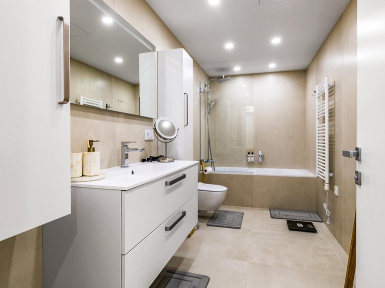 Apartment for Sale in Marbella, Malaga 24