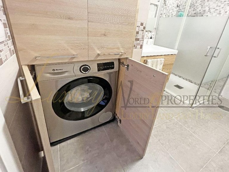 Apartment for Sale in Costa Adeje, Tenerife, España 13