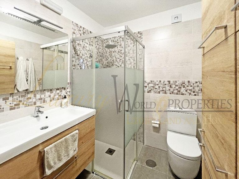 Apartment for Sale in Costa Adeje, Tenerife, España 11