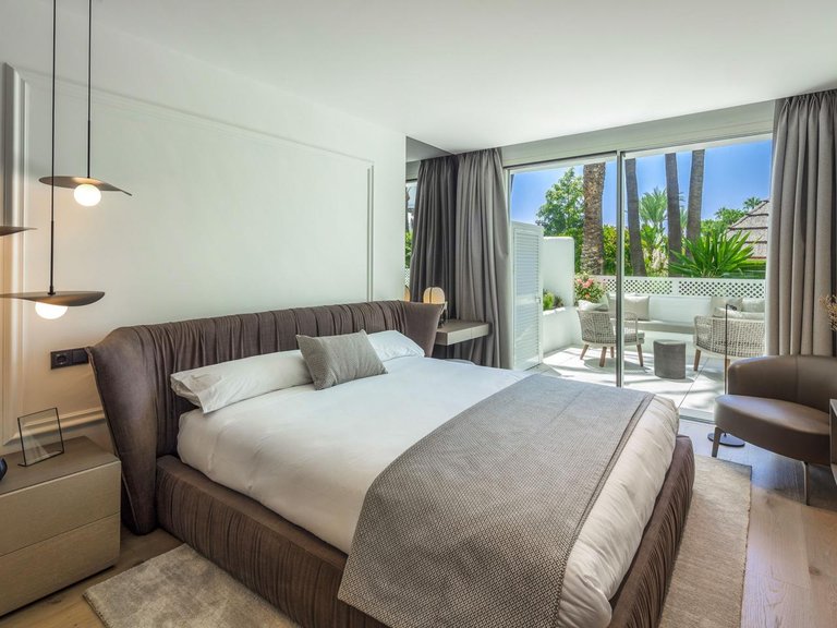 Apartment for Sale in Marbella, Malaga 11