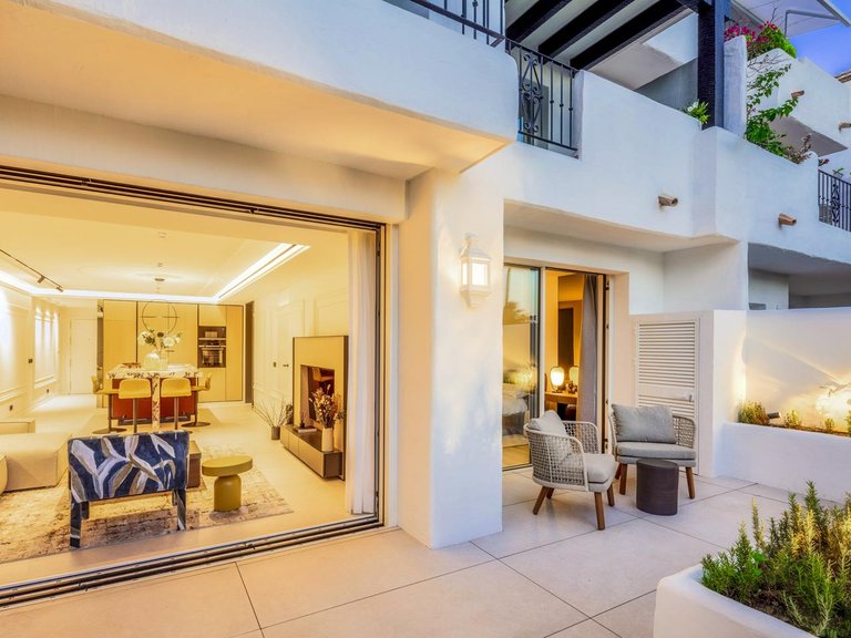 Apartment for Sale in Marbella, Malaga 19