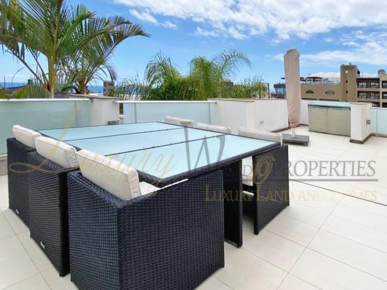 Villa for Sale in Costa Adeje, Tenerife, España 26