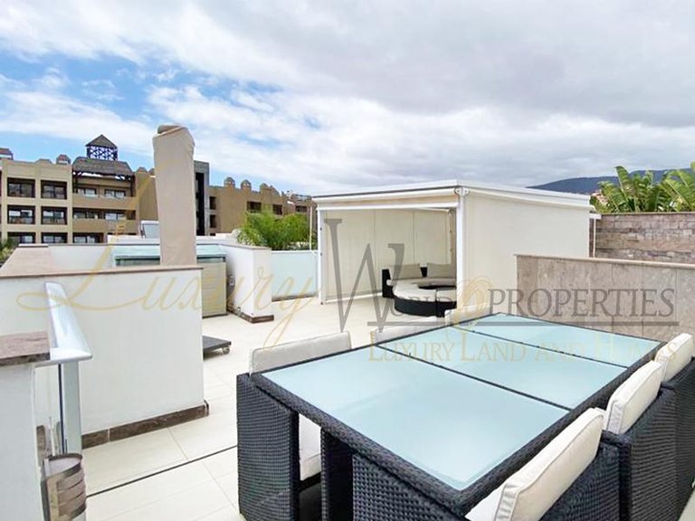 Villa for Sale in Costa Adeje, Tenerife, España 27