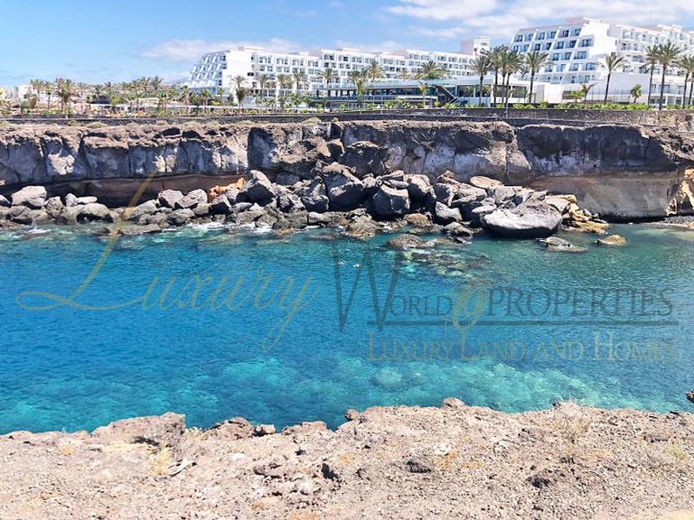 Apartment for Sale in Playa Paraiso, Tenerife, España 26