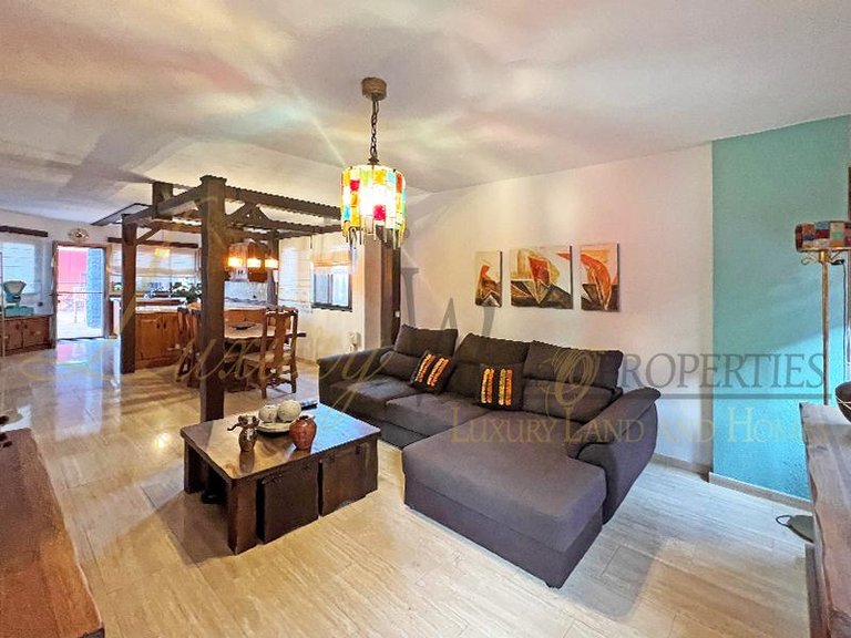 Villa for Sale in Costa Adeje, Tenerife, España 7