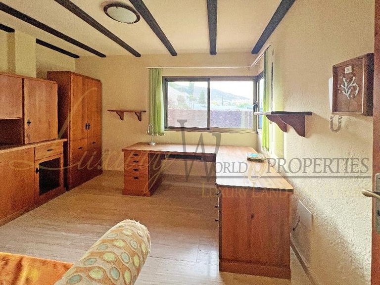 Villa for Sale in Costa Adeje, Tenerife, España 13