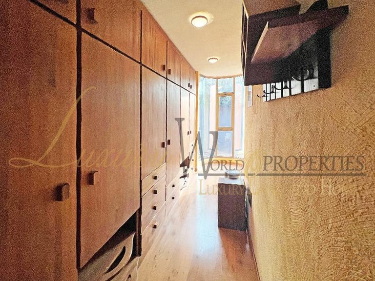 Villa for Sale in Costa Adeje, Tenerife, España 17