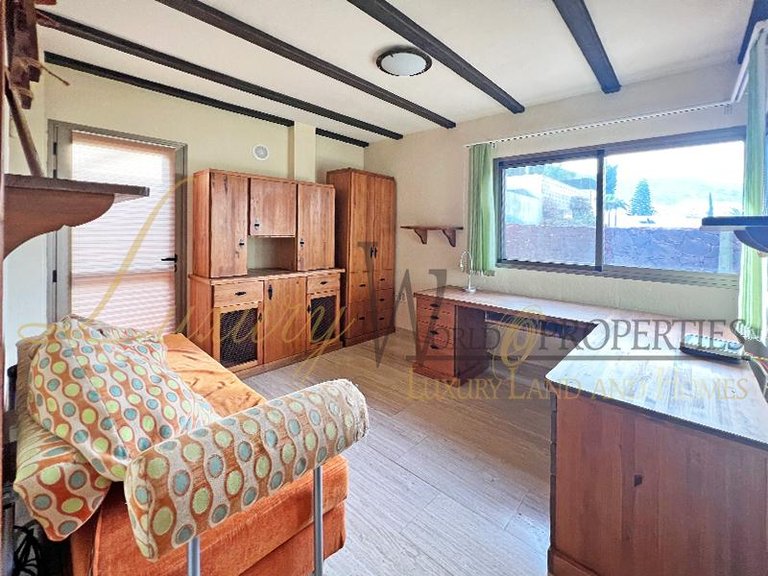 Villa for Sale in Costa Adeje, Tenerife, España 14