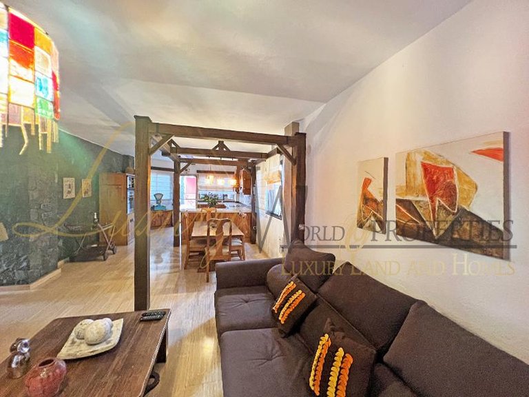 Villa for Sale in Costa Adeje, Tenerife, España 8