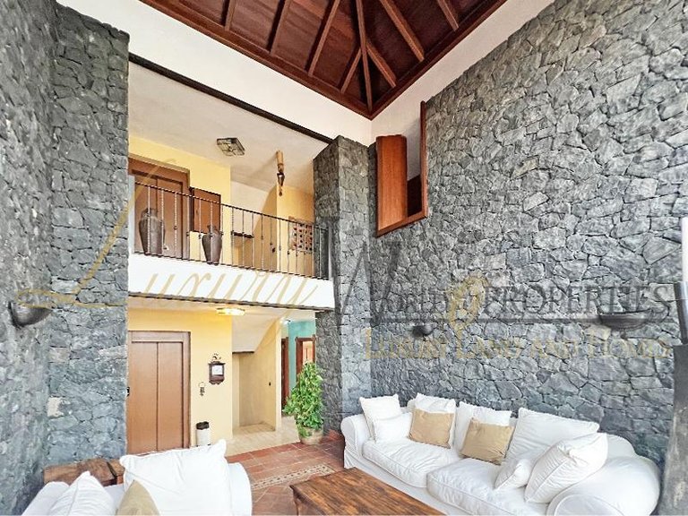 Villa for Sale in Costa Adeje, Tenerife, España 5