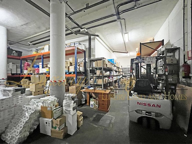 Villa for Sale in Costa Adeje, Tenerife, España 29