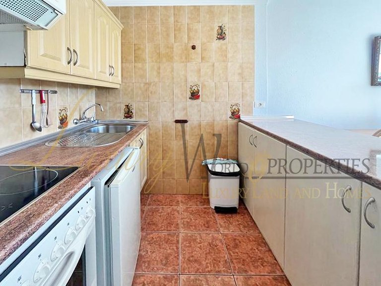 Apartment for Sale in Costa Adeje, Tenerife, España 5