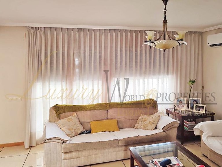 Town House for Sale in Adeje, Tenerife, España 5