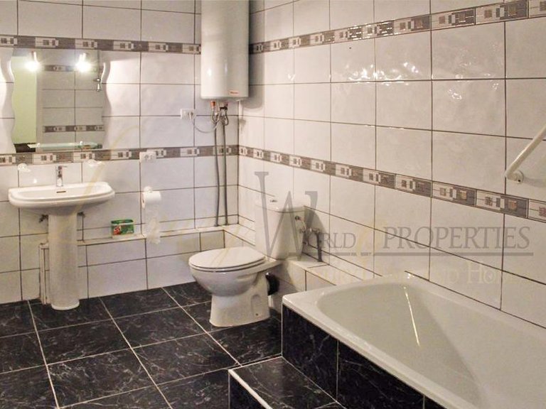 Villa for Sale in Costa Adeje, Tenerife, España 34