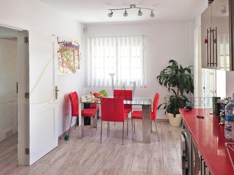 Villa for Sale in Costa Adeje, Tenerife, España 16