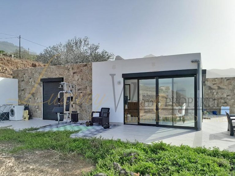 Villa for Sale in Adeje, Tenerife, España 6