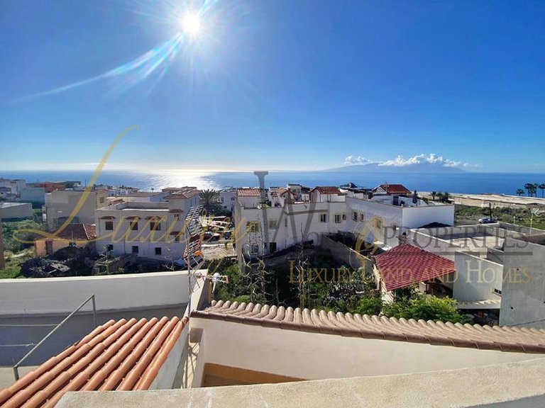 Villa for Sale in Tijoco Bajo, Tenerife, España 31