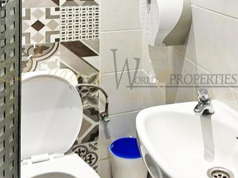 Commercial for Sale in Costa Adeje, Tenerife, España 8