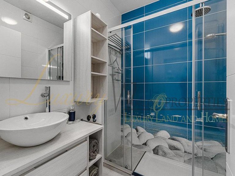 Apartment for Sale in Costa Adeje, Tenerife, España 21