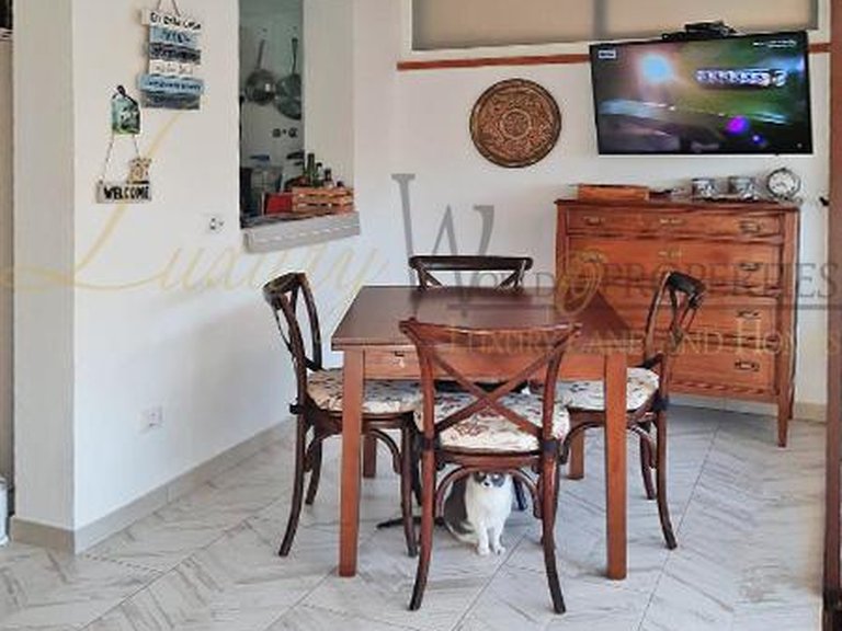 Villa for Sale in Costa Adeje, Tenerife, España 6