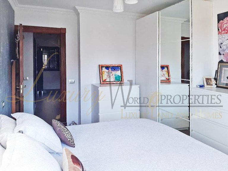 Villa for Sale in Costa Adeje, Tenerife, España 12