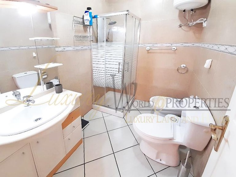 Apartment for Sale in Costa Adeje, Tenerife, España 13