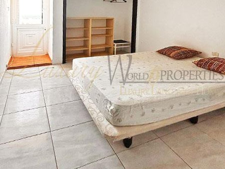 Town House for Sale in La Tejita, Tenerife, España 7