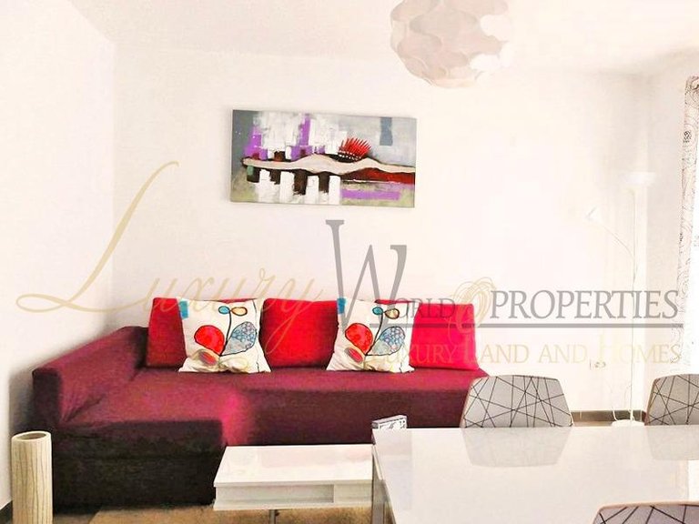 Apartment for Sale in Playa De Las Americas, Tenerife, España 5