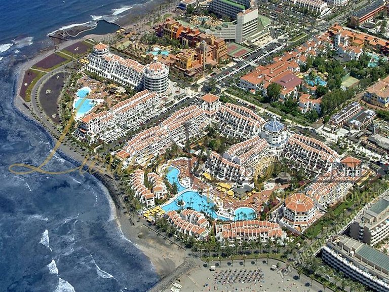 Apartment for Sale in Playa De Las Americas, Tenerife, España 14