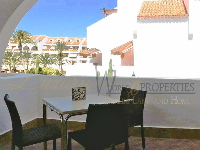 Apartment for Sale in Playa De Las Americas, Tenerife, España 3