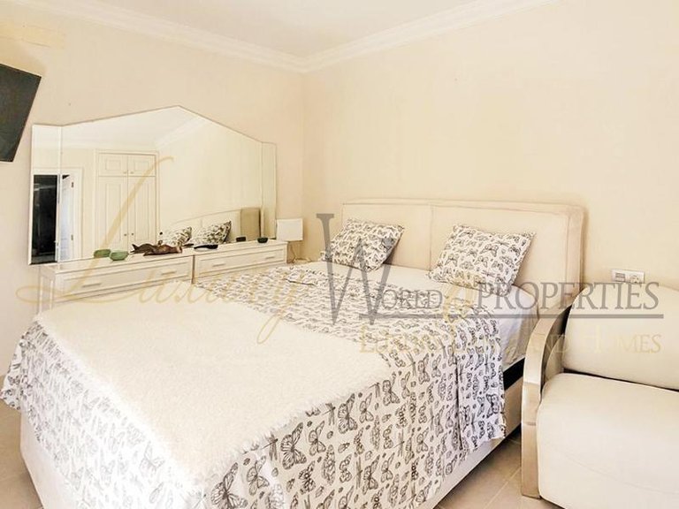 Apartment for Sale in Costa Adeje, Tenerife, España 6