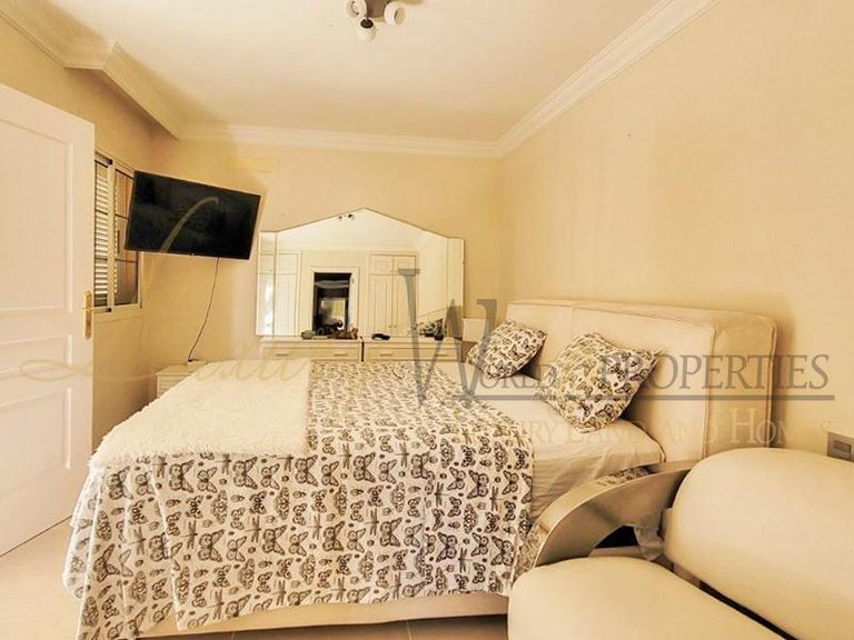 Apartment for Sale in Costa Adeje, Tenerife, España 5