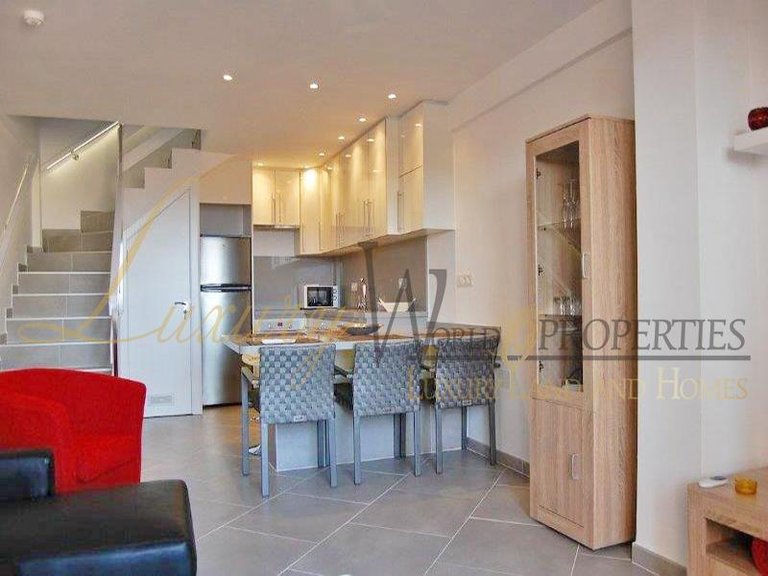 Town House for Sale in Playa De Las Americas, Tenerife, España 5