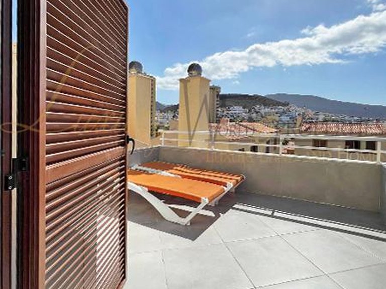 Town House for Sale in Playa De Las Americas, Tenerife, España 16