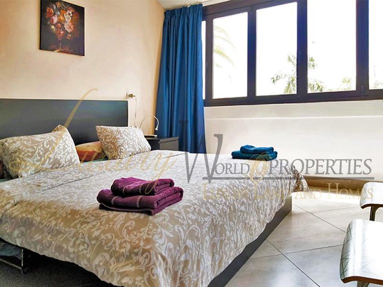 Apartment for Sale in Los Cristianos, Tenerife, España 5