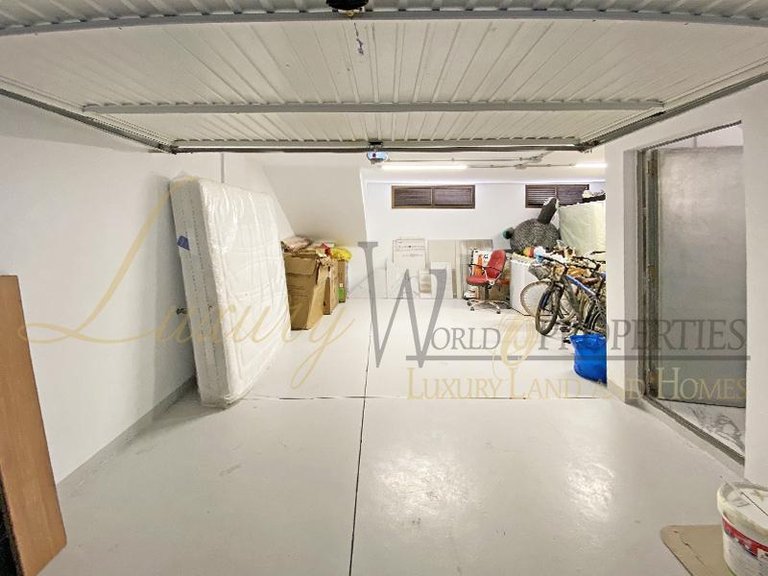 Villa for Sale in Fanabe Pueblo, Tenerife, España 42