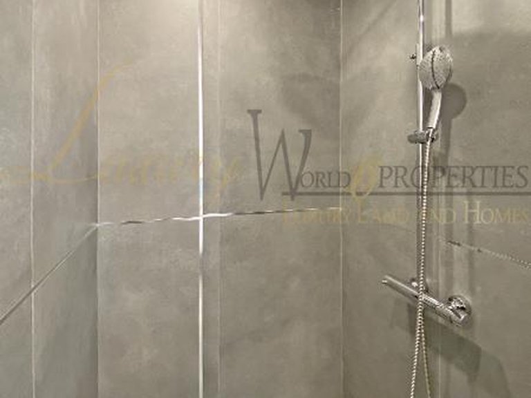 Villa for Sale in Fanabe Pueblo, Tenerife, España 16