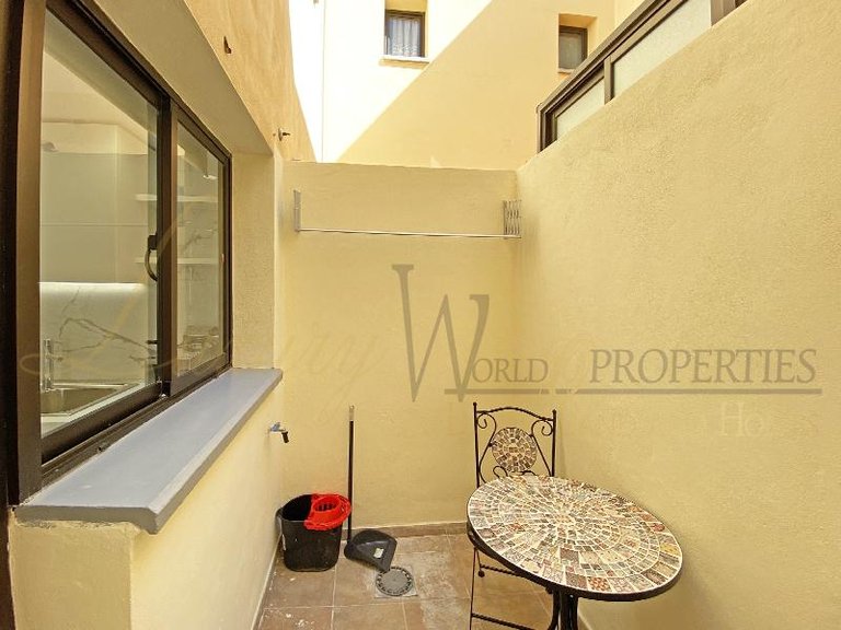 Villa for Sale in Fanabe Pueblo, Tenerife, España 13