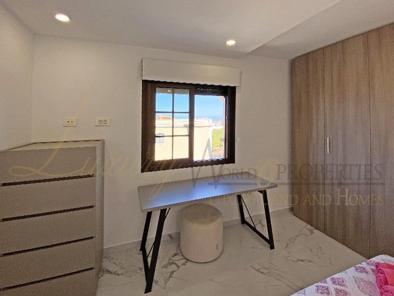 Villa for Sale in Fanabe Pueblo, Tenerife, España 29