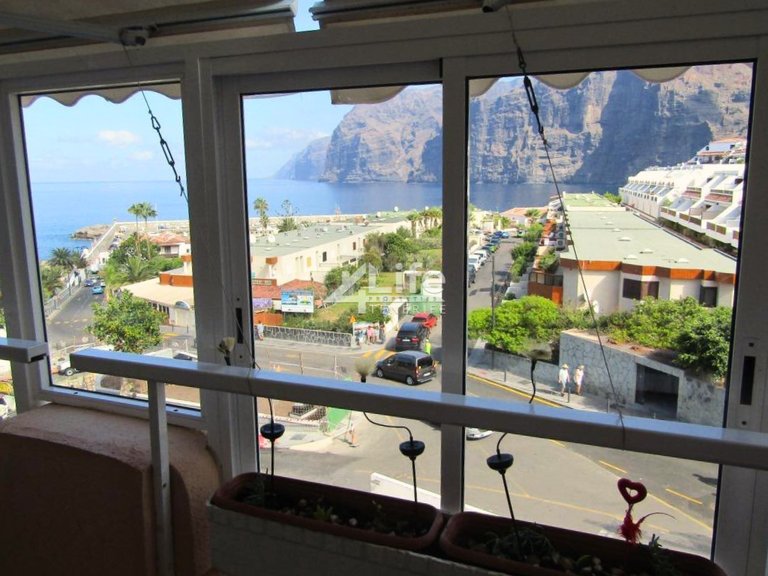 Apartment for Sale in Acantilados De Los Gigantes, Santiago Del Teide 3