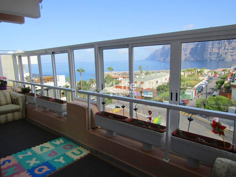 Apartment for Sale in Acantilados De Los Gigantes, Santiago Del Teide 5