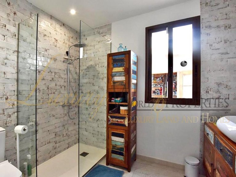 Villa for Sale in Cabo Blanco, Tenerife, España 25