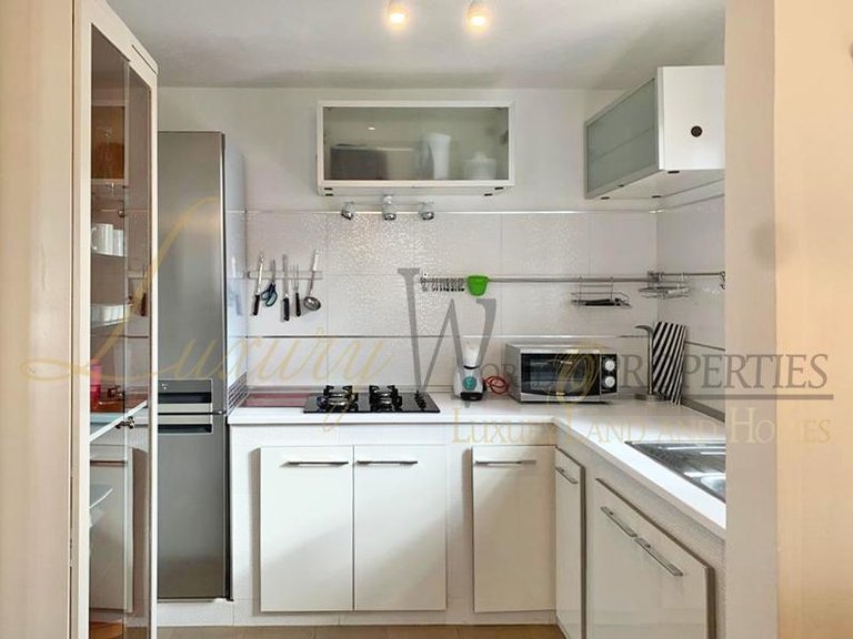 Villa for Sale in Cabo Blanco, Tenerife, España 17