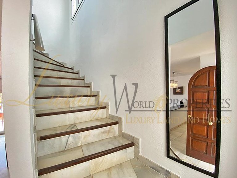 Villa for Sale in Costa Adeje, Tenerife, España 20