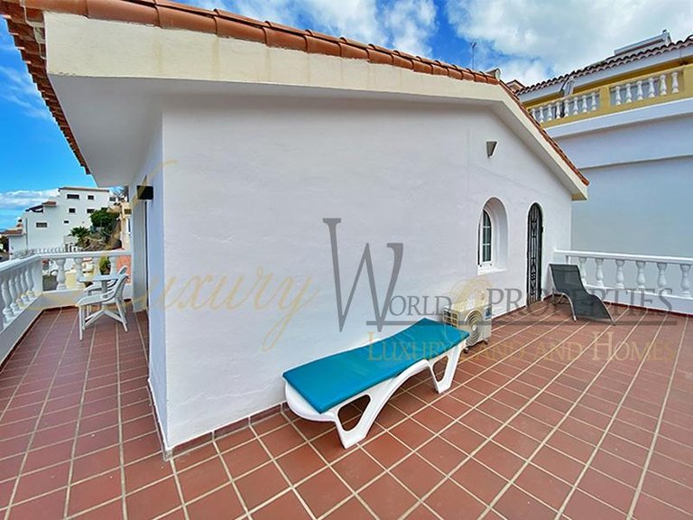 Villa for Sale in Costa Adeje, Tenerife, España 27