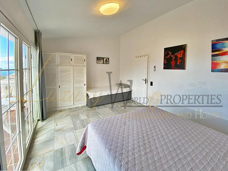 Villa for Sale in Costa Adeje, Tenerife, España 23